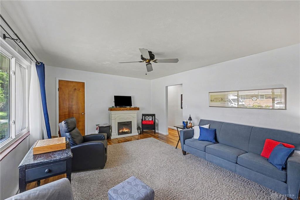 5 Circle Property Photo 7