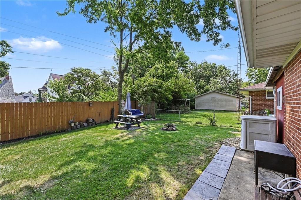 5 Circle Property Photo 22