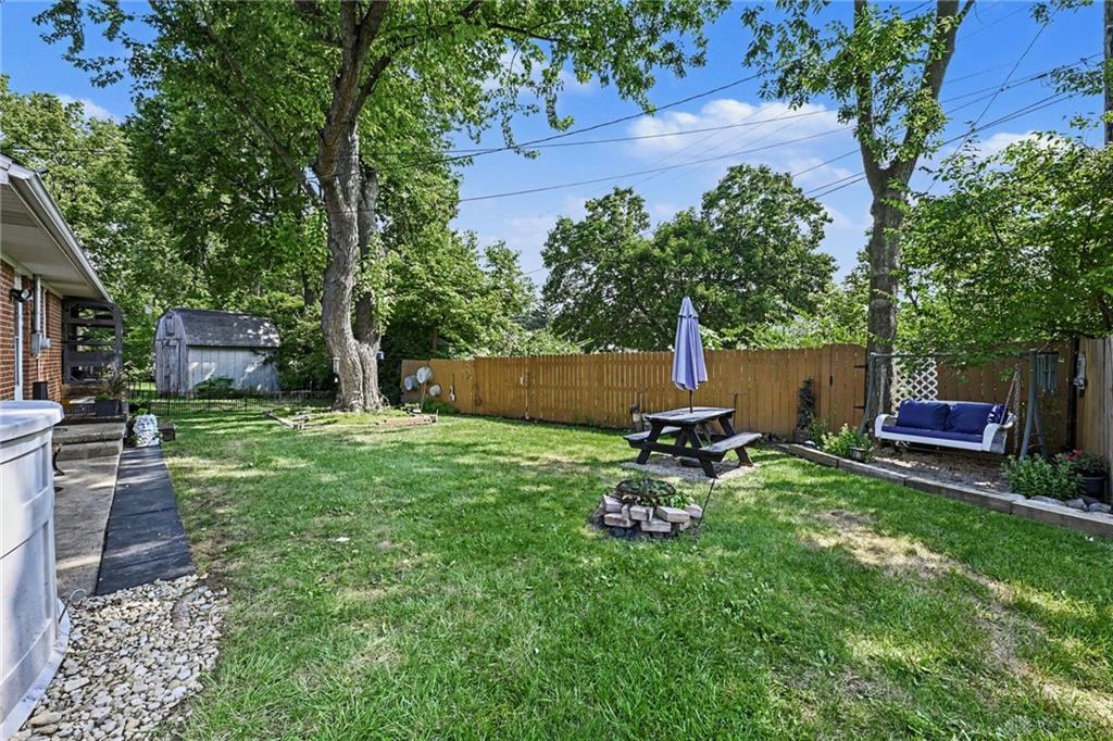 5 Circle Property Photo 23