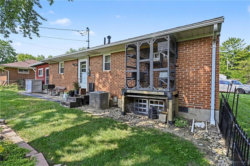5 Circle Property Photo 25
