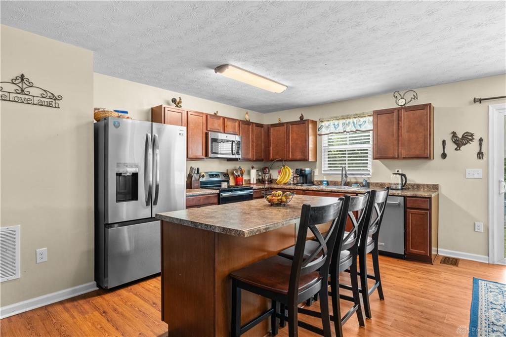 1120 Shannon Property Photo 3