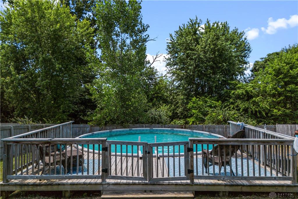 1120 Shannon Property Photo 16