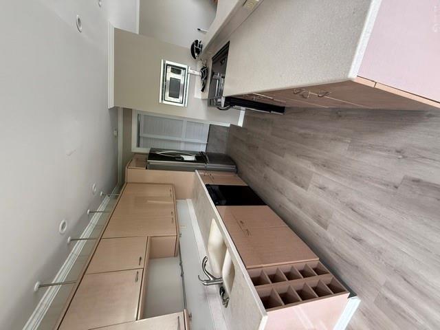 2230 S Patterson 38 Property Photo 5