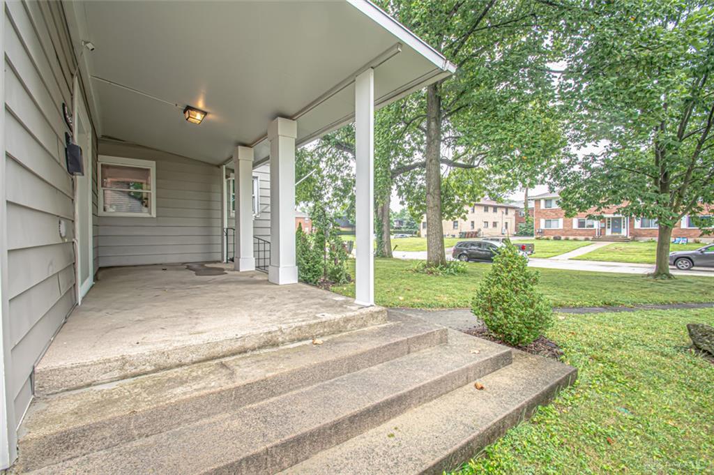 563 East Property Photo 2