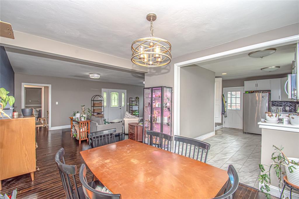 563 East Property Photo 6