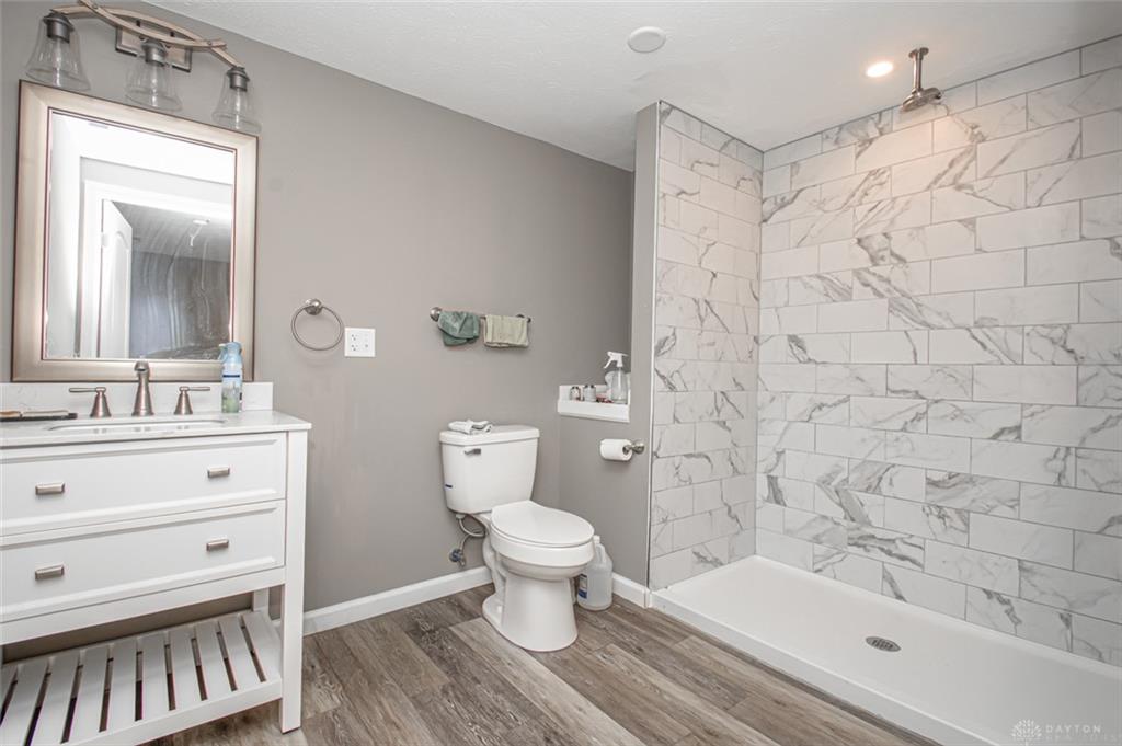 563 East Property Photo 20