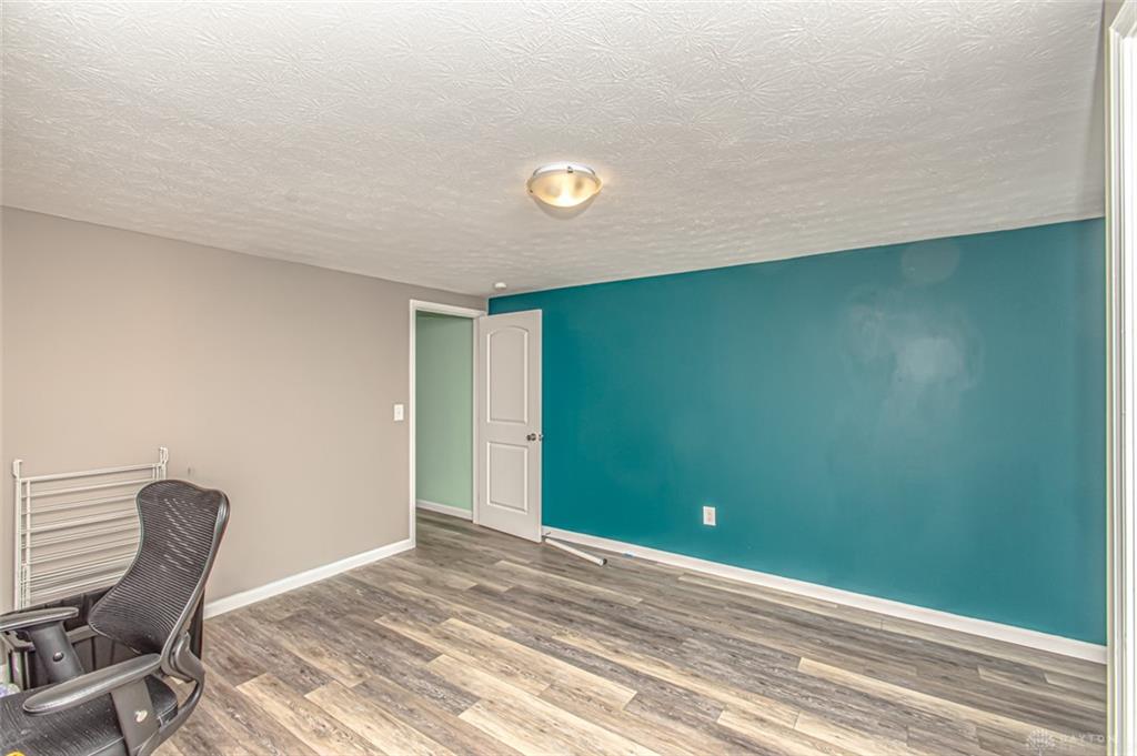 563 East Property Photo 22