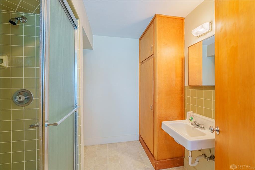 220 W Siebenthaler Property Photo 37