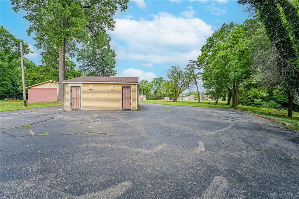 220 W Siebenthaler Property Photo 61