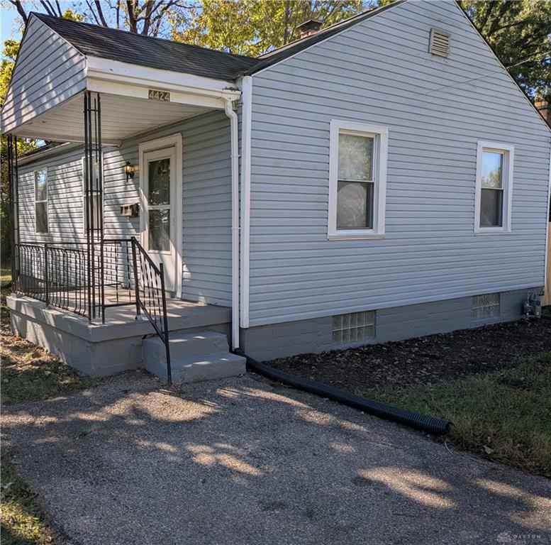 4424 Genesee Property Photo 9