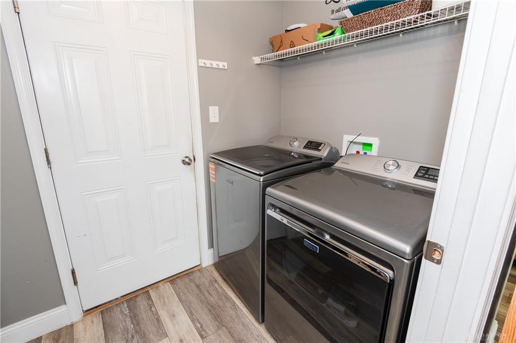 2261 Girard Property Photo 22