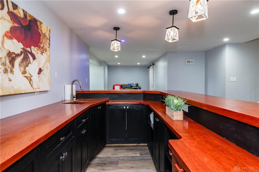 2261 Girard Property Photo 49