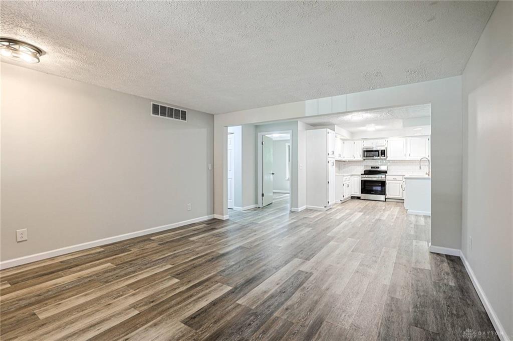 7240 Rustic Woods Property Photo 13