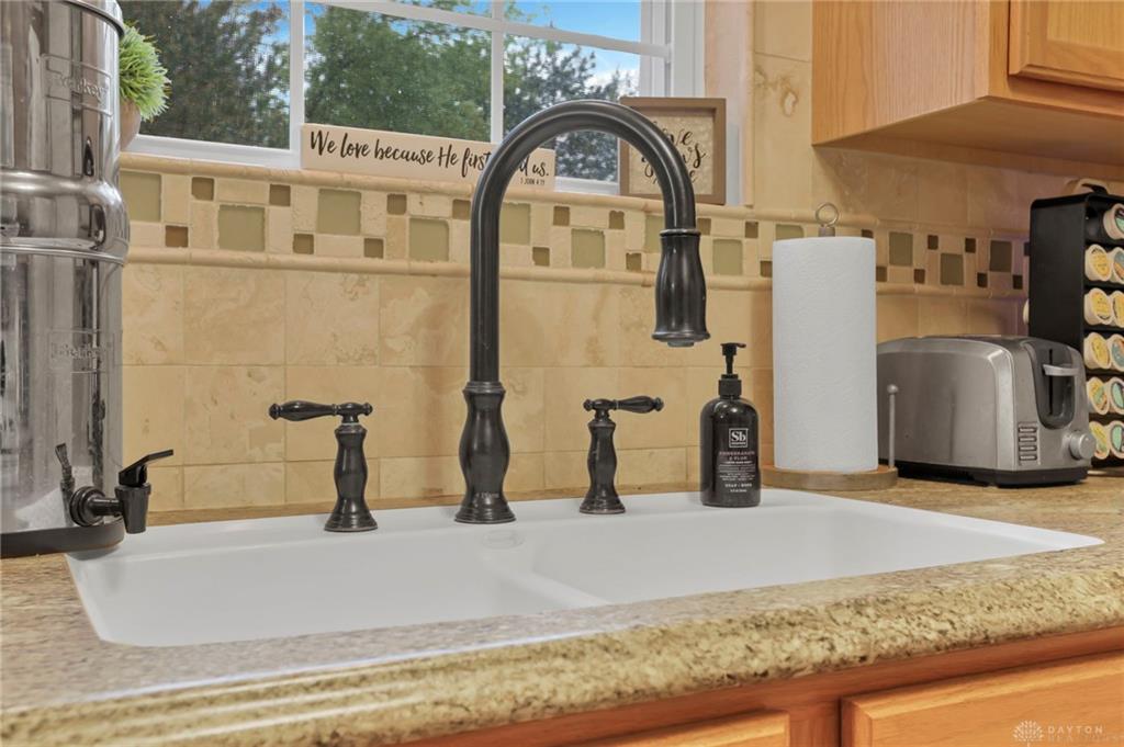 7382 Snug Harbor Property Photo 9