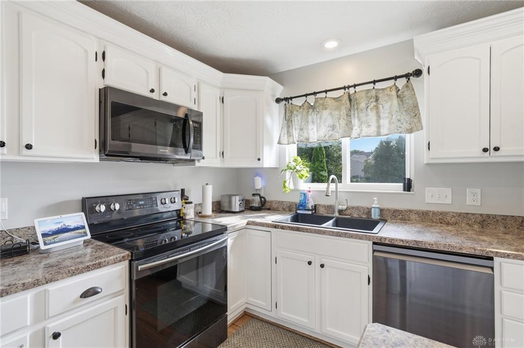 878 Grandstone Property Photo 18