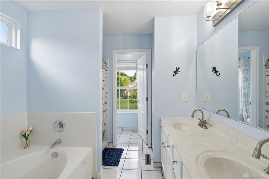 878 Grandstone Property Photo 32