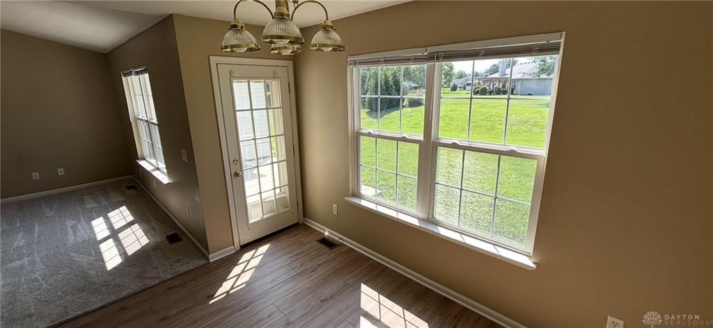 2712 Fieldbrook Property Photo 4