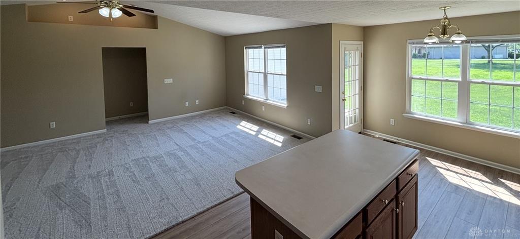 2712 Fieldbrook Property Photo 7