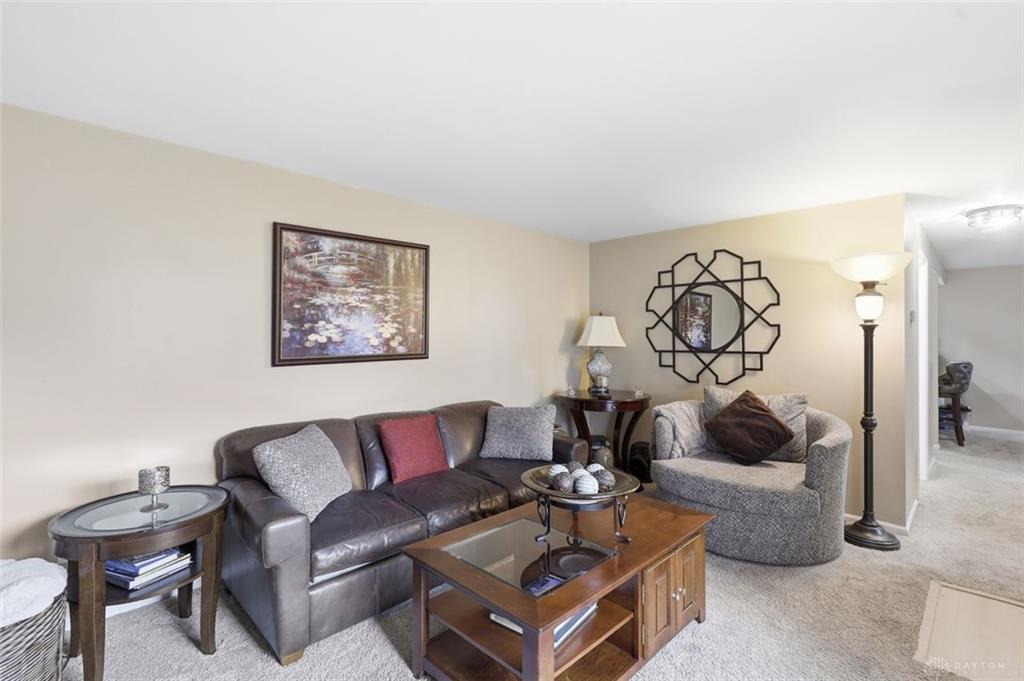 5569 Hummock Property Photo 4