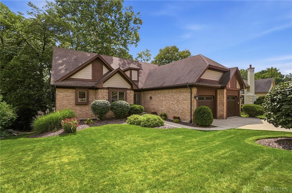 7128 Hunters Creek Property Photo 4