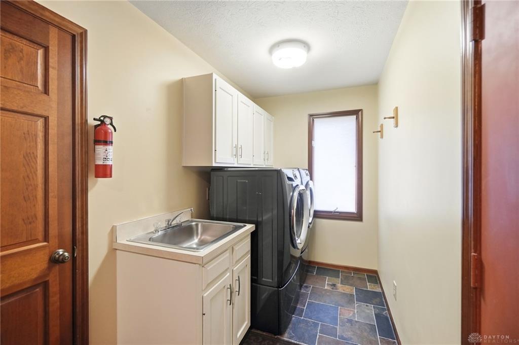 7128 Hunters Creek Property Photo 37