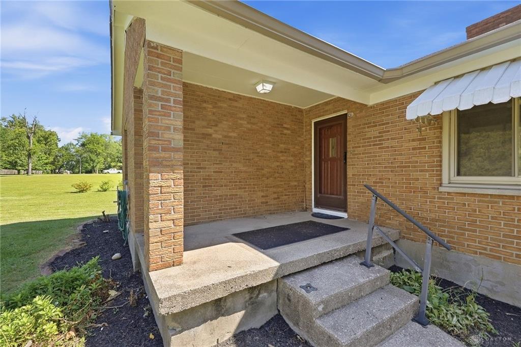 7741 Lois Property Photo 7