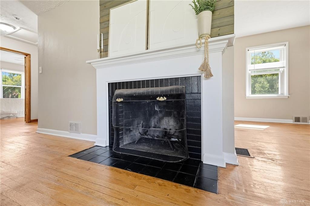 7741 Lois Property Photo 10