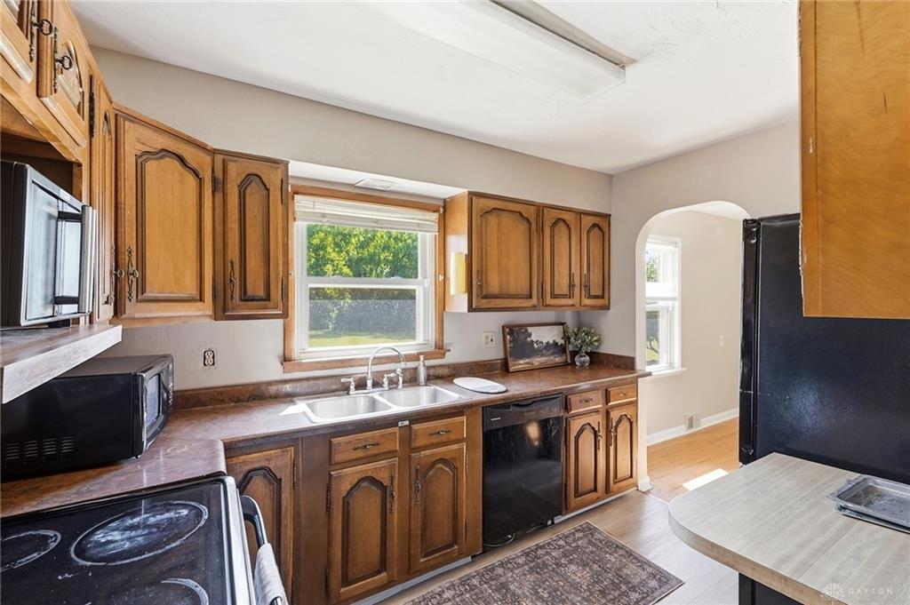 7741 Lois Property Photo 14