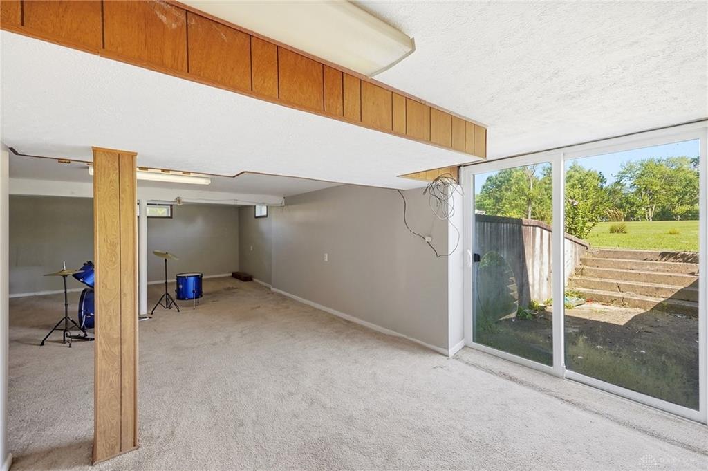 7741 Lois Property Photo 34