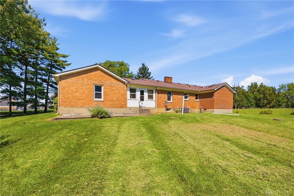 7741 Lois Property Photo 37