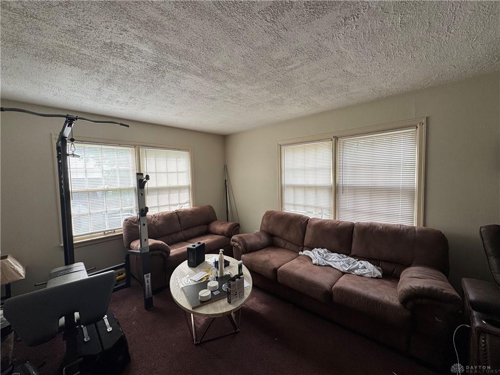 263 Valleyview Property Photo 4