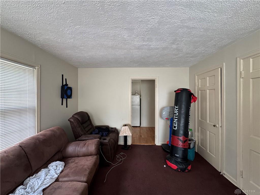 263 Valleyview Property Photo 5