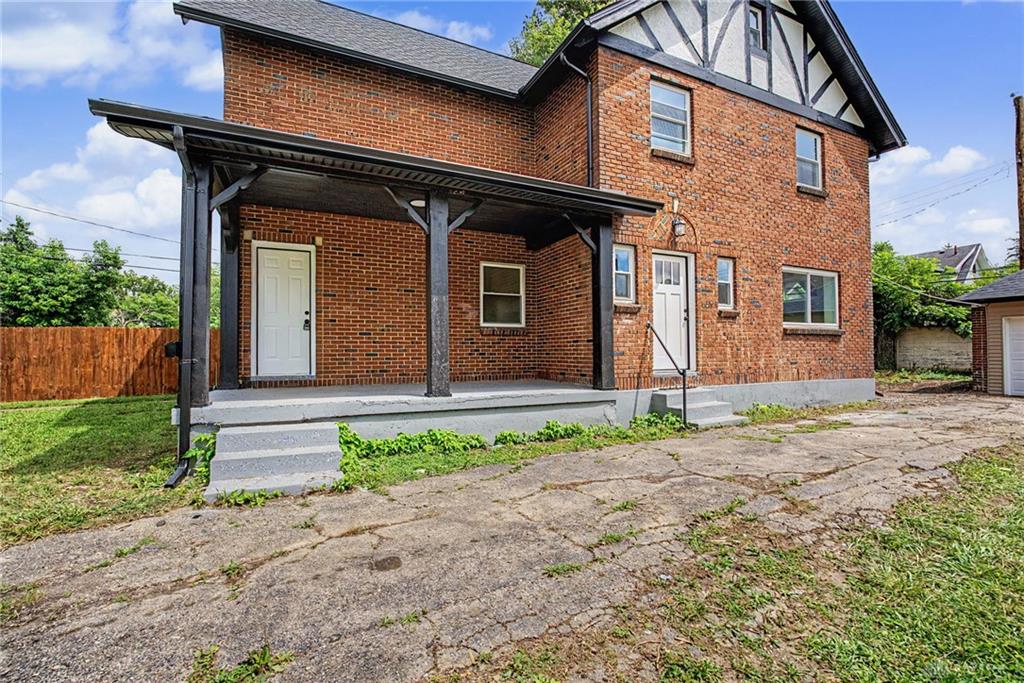 1520 Kumler Property Photo 7