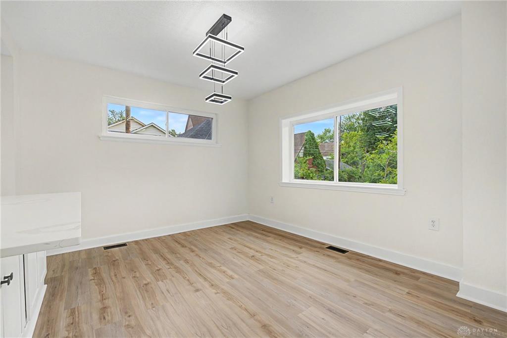 1520 Kumler Property Photo 17