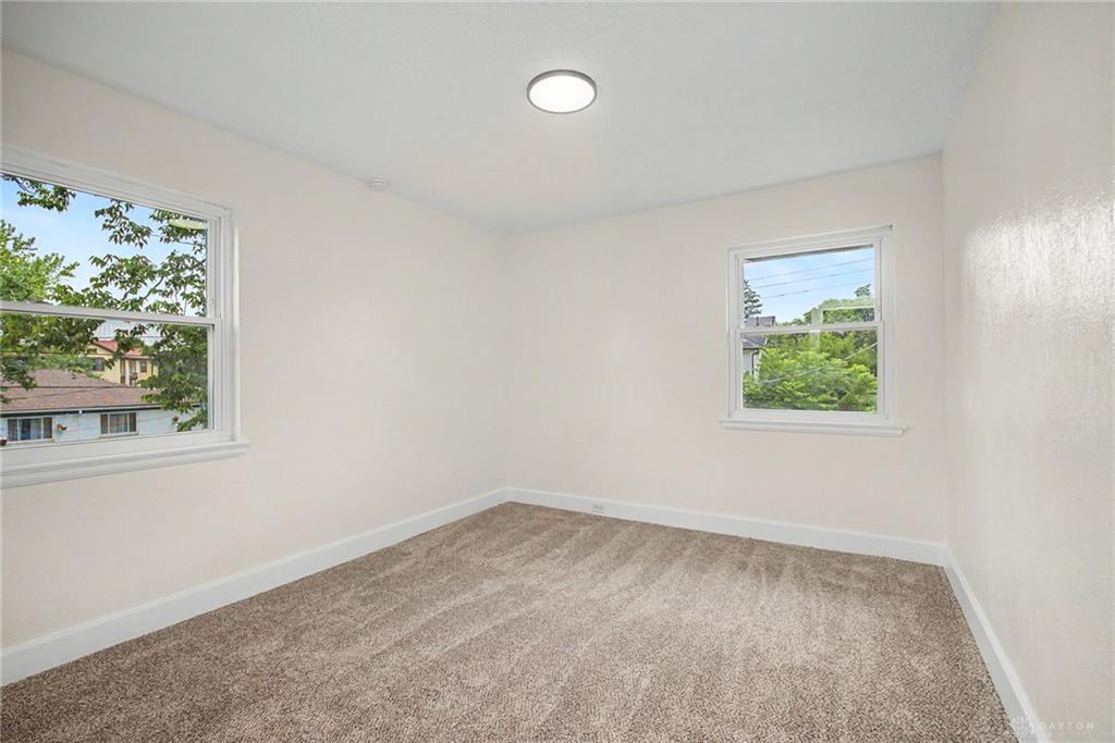 1520 Kumler Property Photo 27