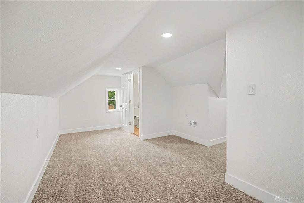 1520 Kumler Property Photo 40
