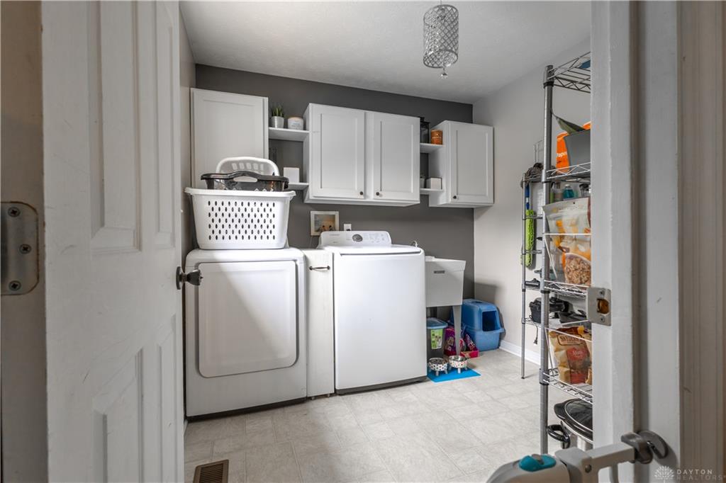 1599 Woodside Property Photo 13