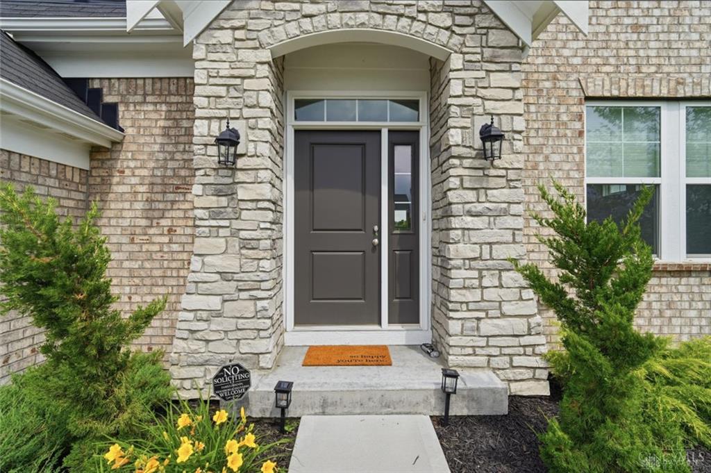 5283 Greenview Property Photo 3