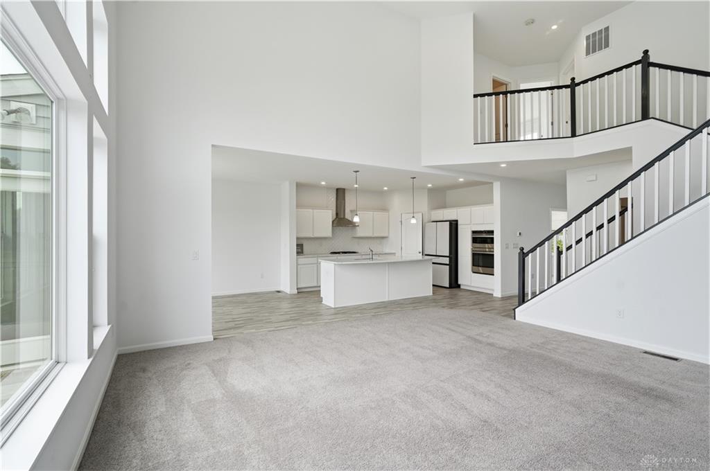 5283 Greenview Property Photo 4