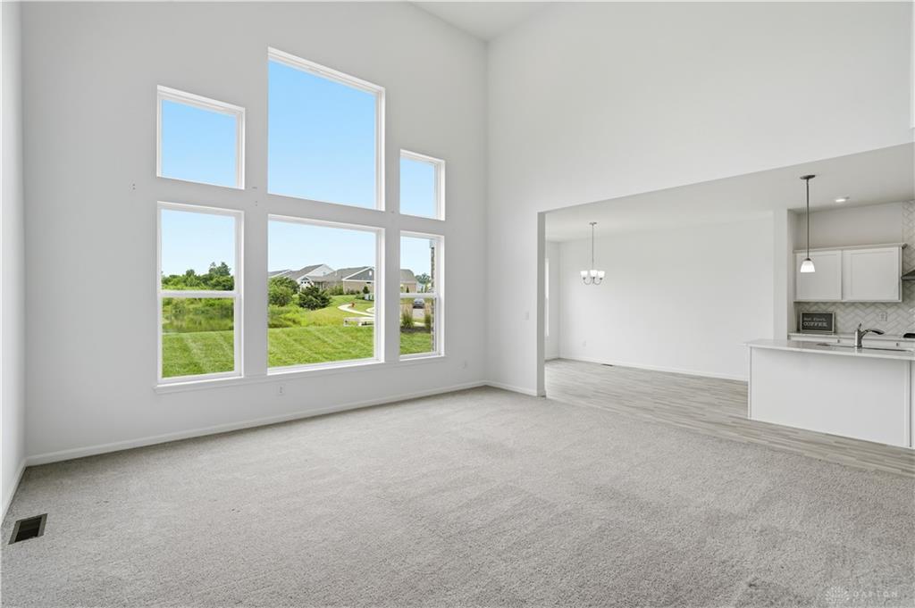 5283 Greenview Property Photo 7