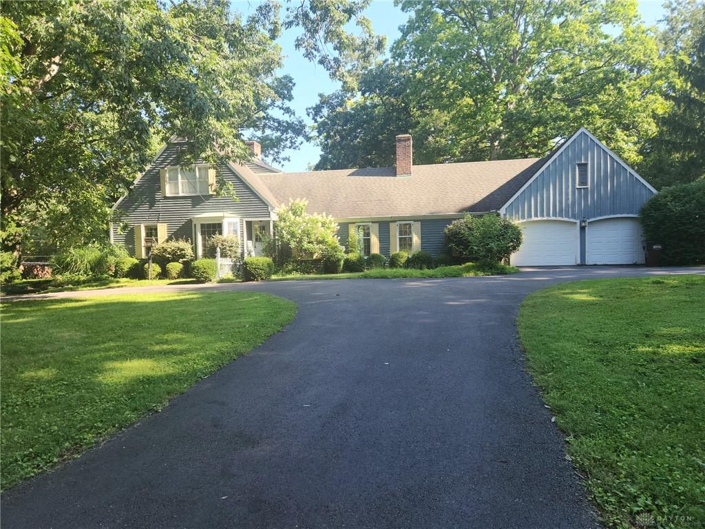 1230 Old Springfield