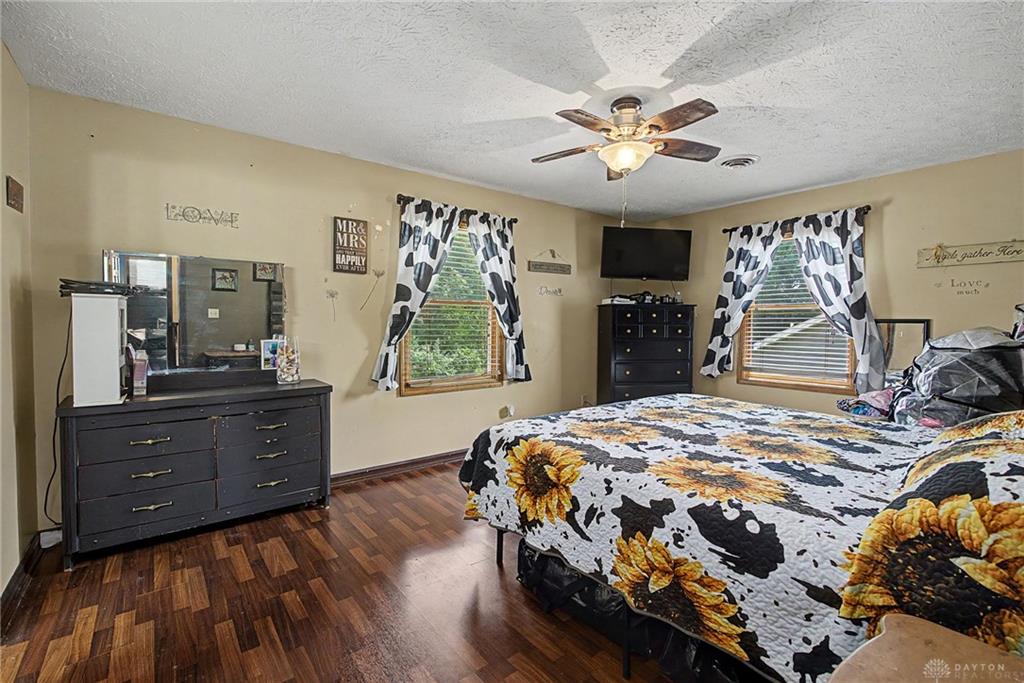 302 Longman Property Photo 21