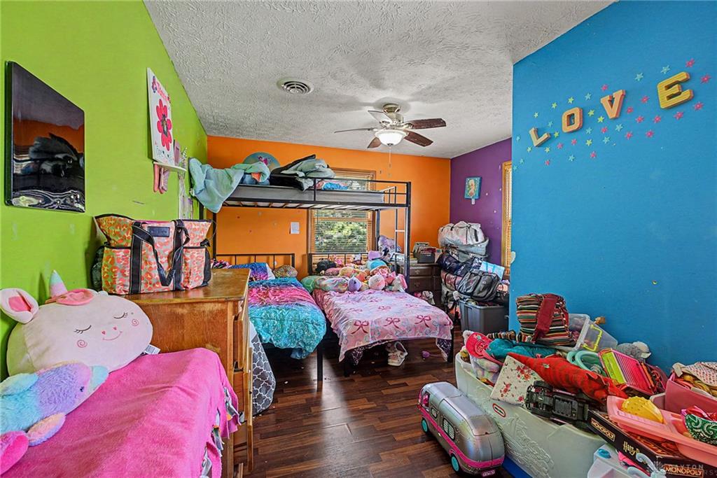302 Longman Property Photo 27