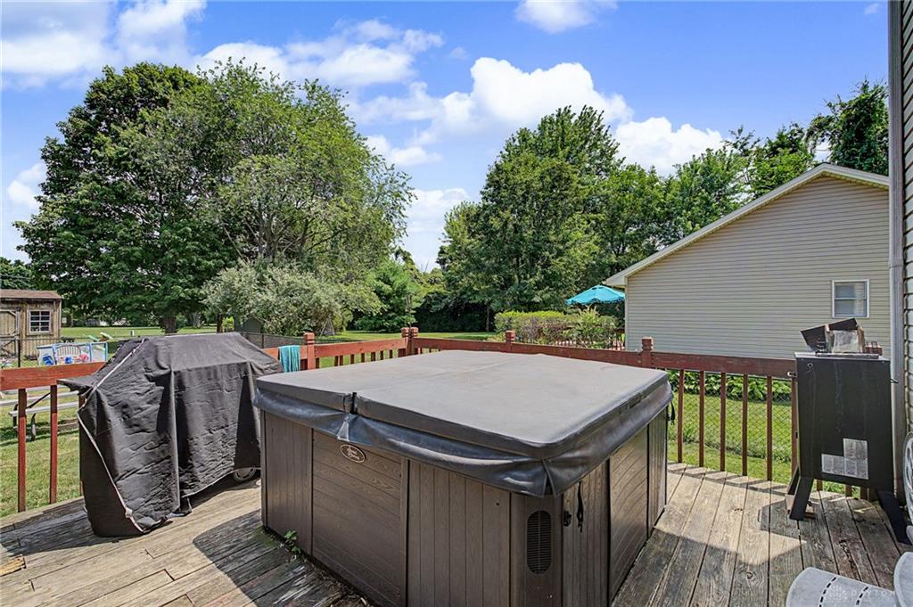 302 Longman Property Photo 45