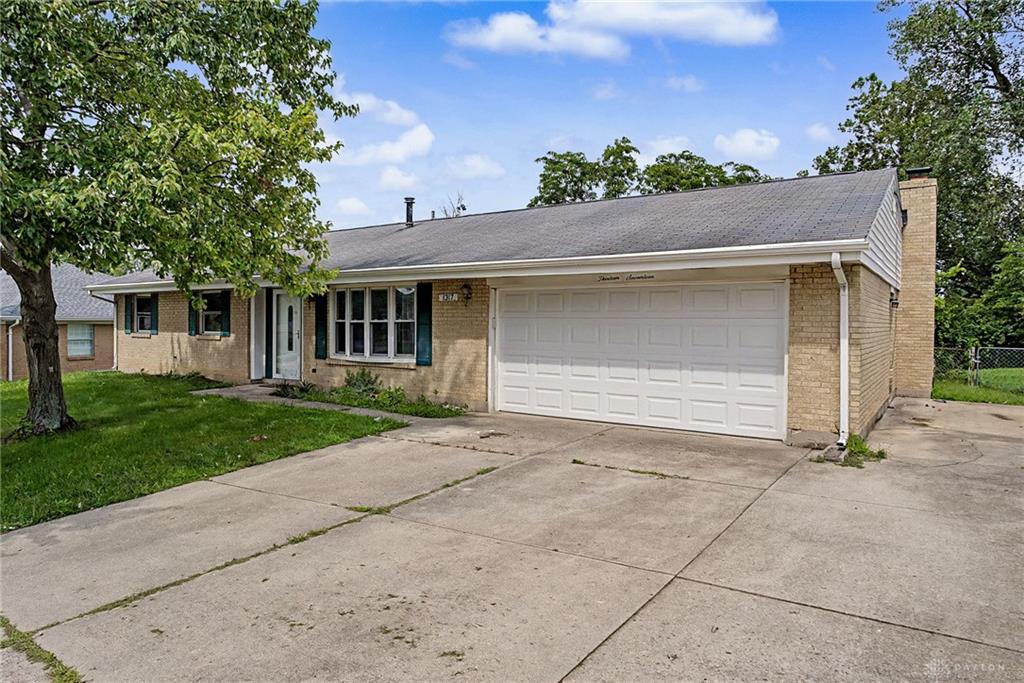 1317 S Elm Property Photo 1