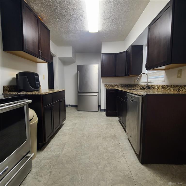 1533 Olmsted Property Photo 6