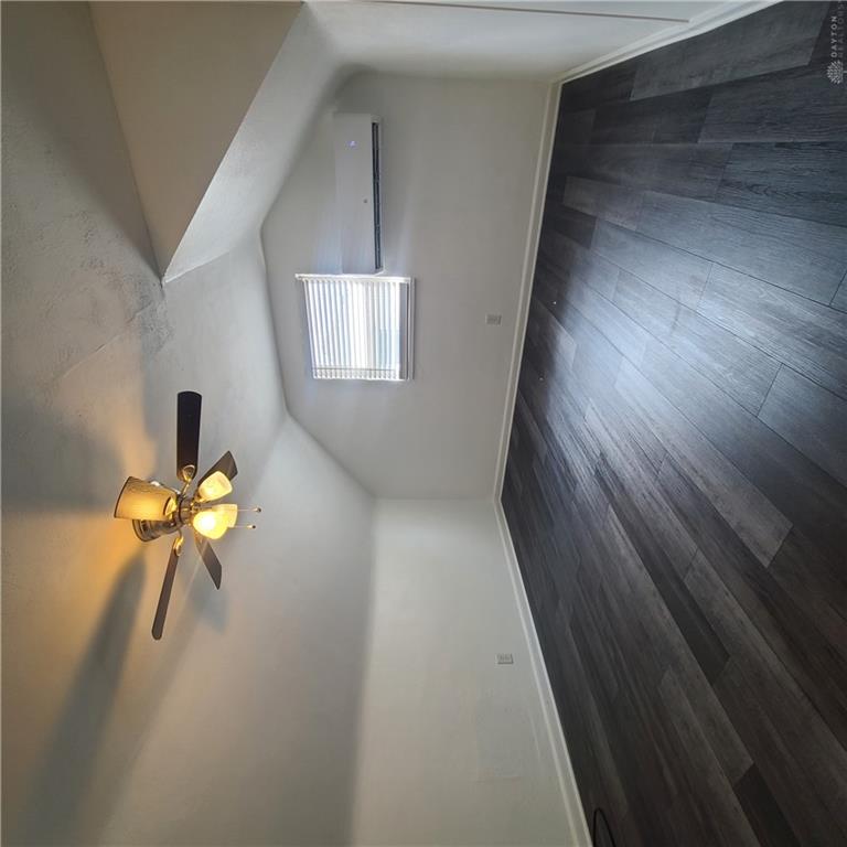 1533 Olmsted Property Photo 17