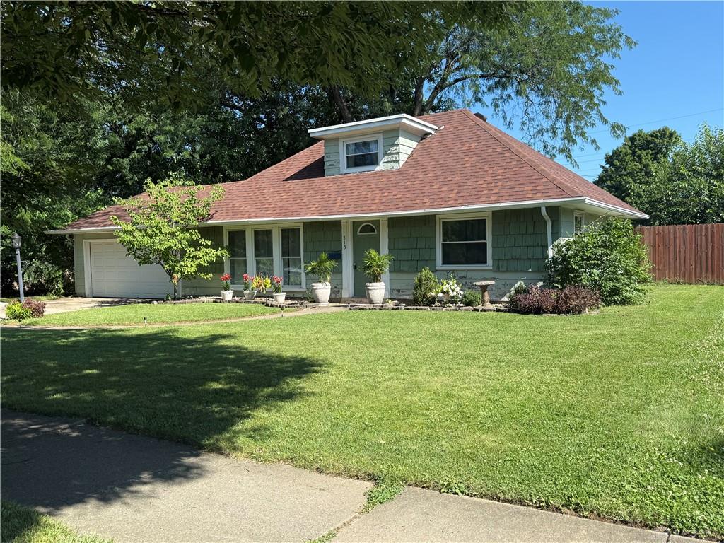 813 E Stroop Property Photo 3