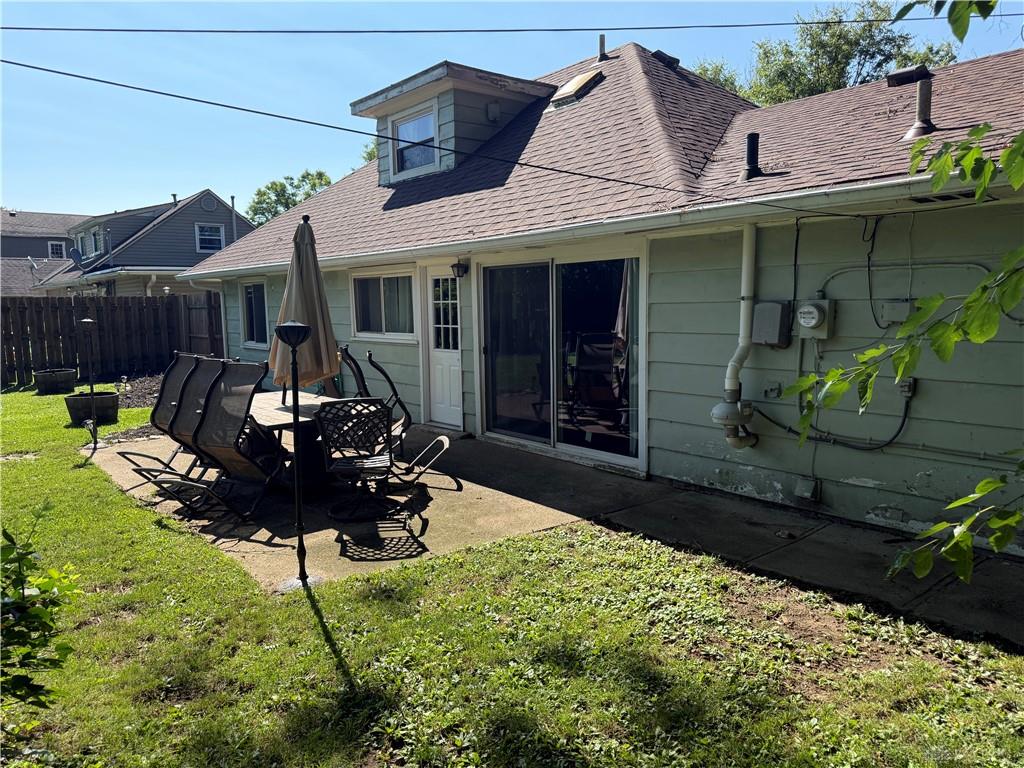 813 E Stroop Property Photo 7