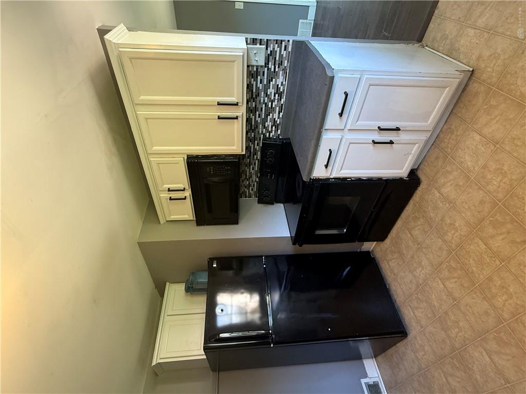 813 E Stroop Property Photo 14